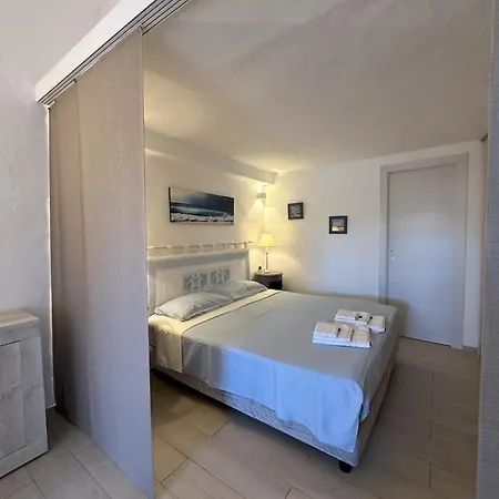 Vakantiehuis L'olivastro A *